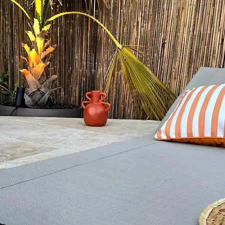 Les Brezines - Maison Clim Terrasse Piscine Au Coeur De Maisoncarreeconciergerie *