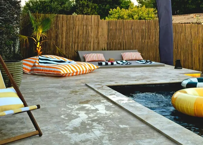 Les Brezines Piscine, Terrasse & Boules * Mus